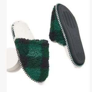 NWT MUK LUKS Dark Green Buffalo Check Scuff Slipper size 5-6